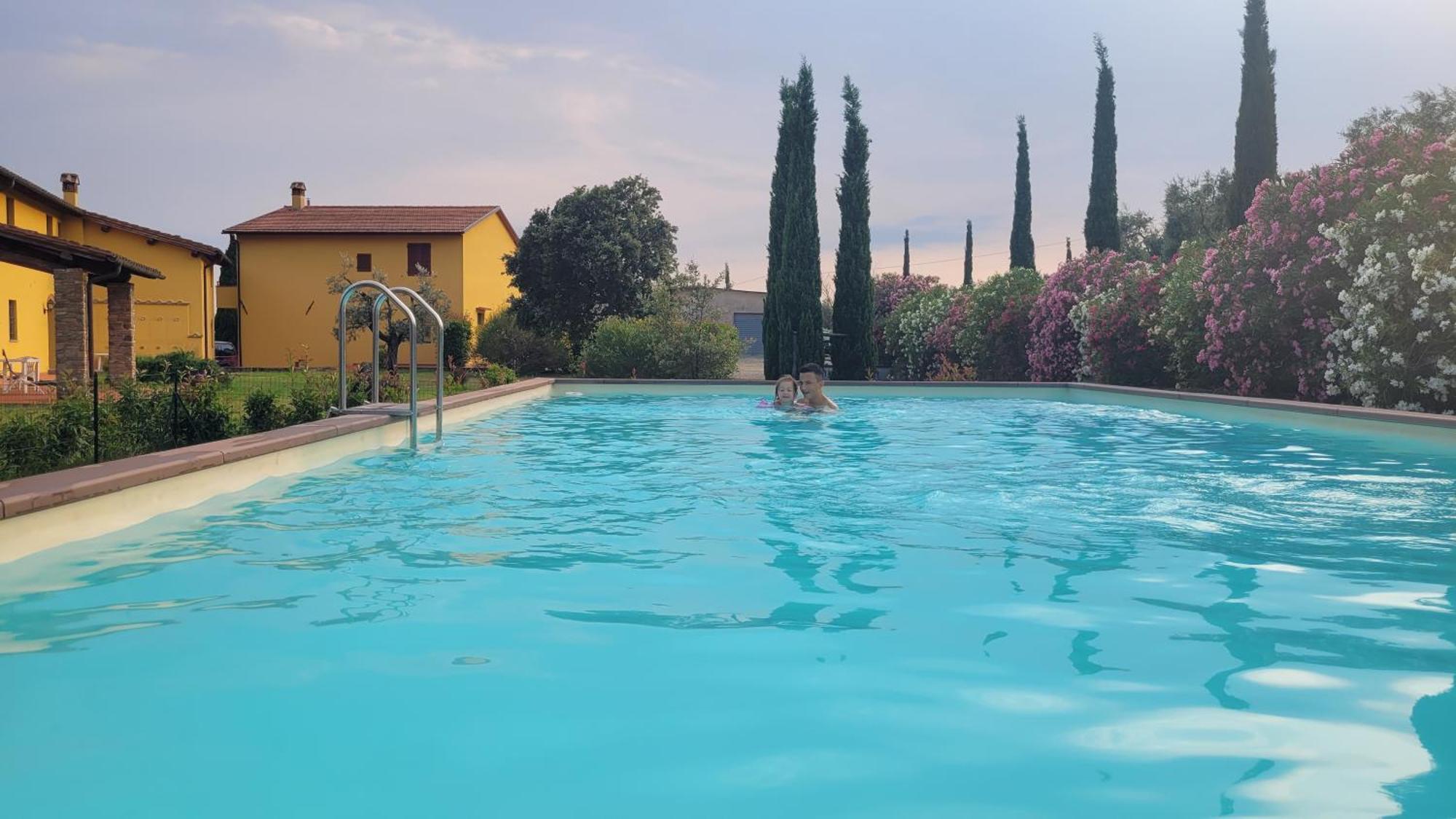 Agriturismo Podere Casalone Limite Exterior photo