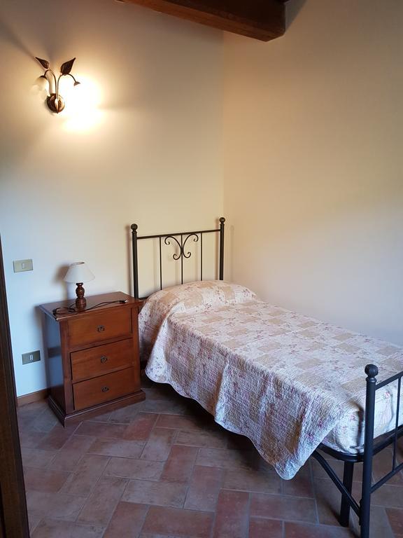 Agriturismo Podere Casalone Limite Exterior photo
